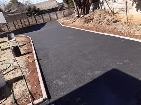 Tar driveway surfacing project Kempton Park